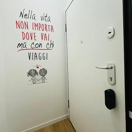 Manzoni A 500 Mt Da San Siro Гостевой дом 3*