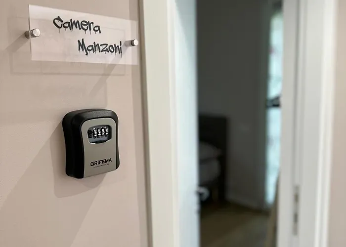 Πανσιόν Manzoni A 500 Mt Da San Siro