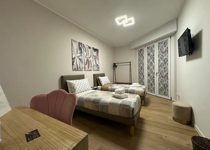 Πανσιόν Manzoni A 500 Mt Da San Siro